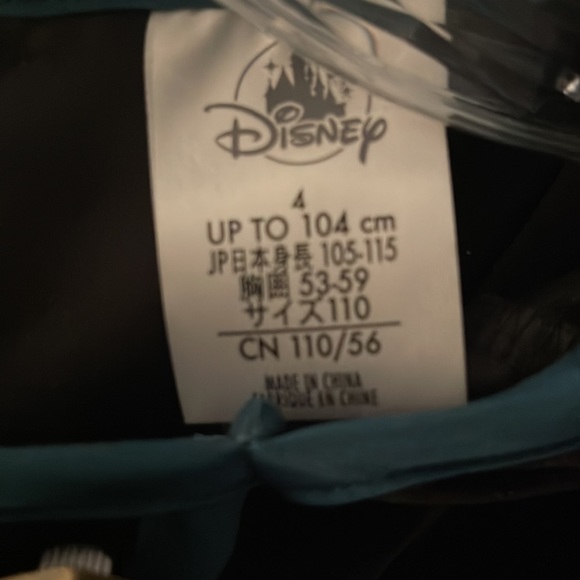 Disney Anna costume from Frozen II. Gorgeous detail and material - Picture 3 of 4